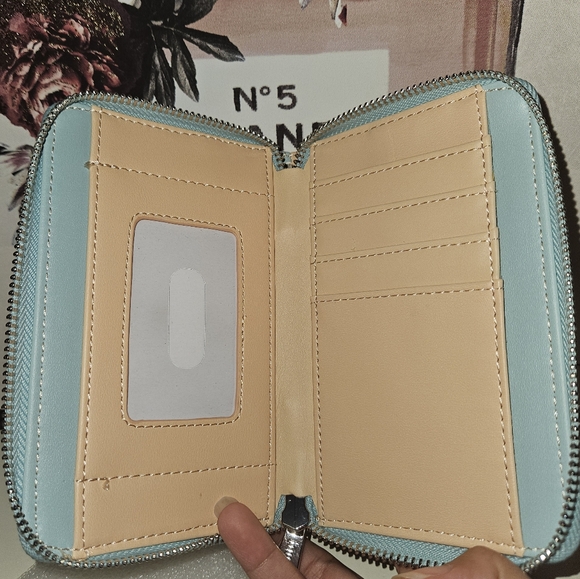 Loungefly Rugrats 30th Anniversary - Picture 6 of 6